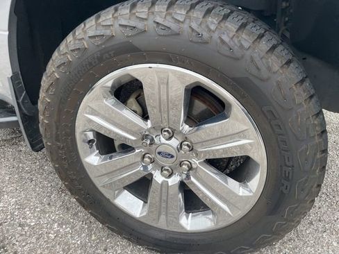 Used 2020 Ford F150 XLT w/ Equipment Group 302A Luxury AWD/4WD image 5