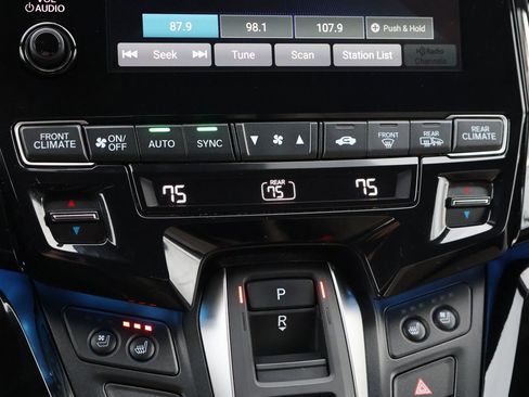 Certified 2023 Honda Odyssey Elite image 24