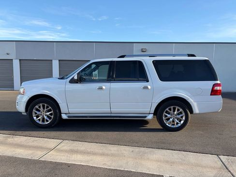 Used 2017 Ford Expedition EL Limited image 3