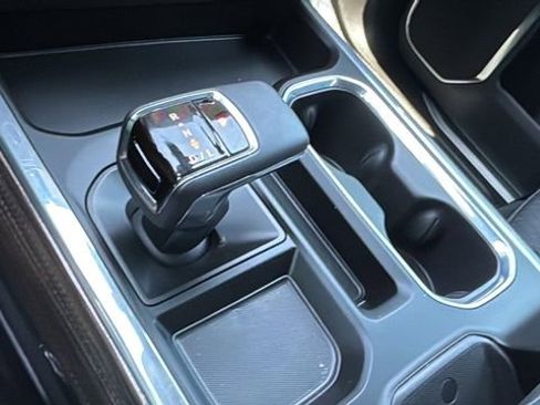 Used 2024 Chevrolet Silverado 1500 LT Trail Boss w/ Protection Package image 29