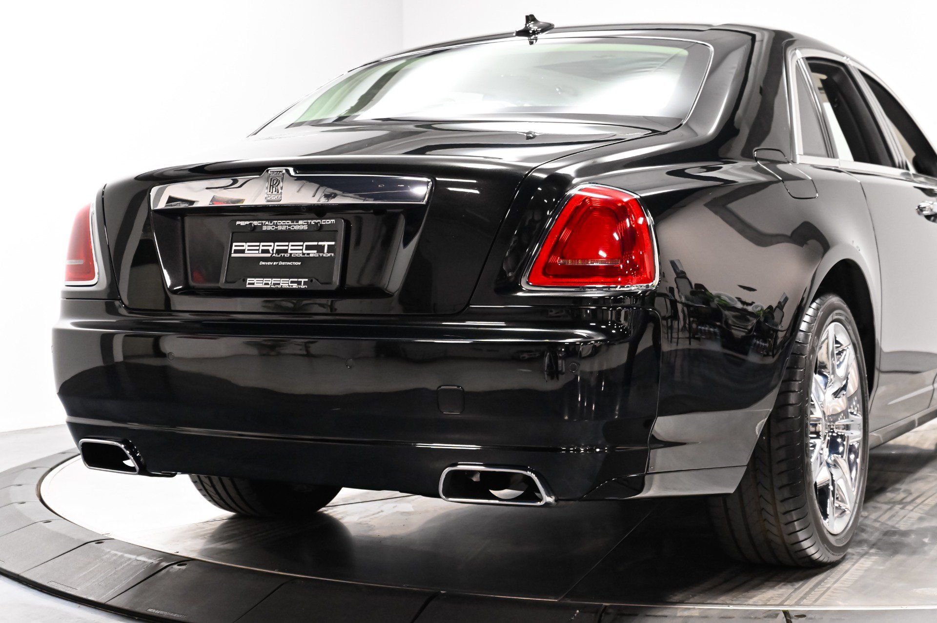 Used 2012 Rolls-Royce Ghost RWD image 50