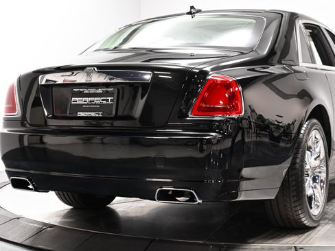 Used 2012 Rolls-Royce Ghost RWD image 50