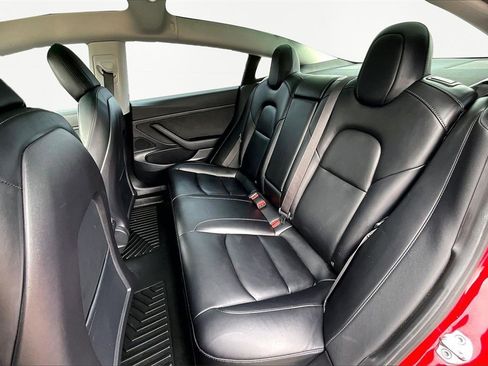 Used 2021 Tesla Model 3 Standard Range Plus image 26