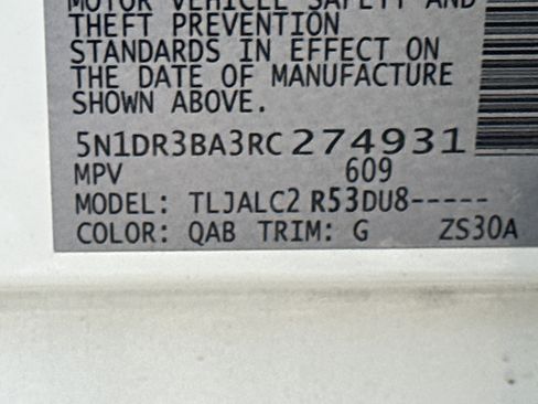 Used 2024 Nissan Pathfinder SV FWD image 31