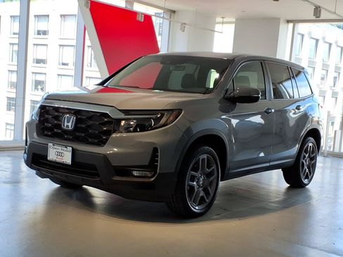 Used 2023 Honda Passport EX-L image 1