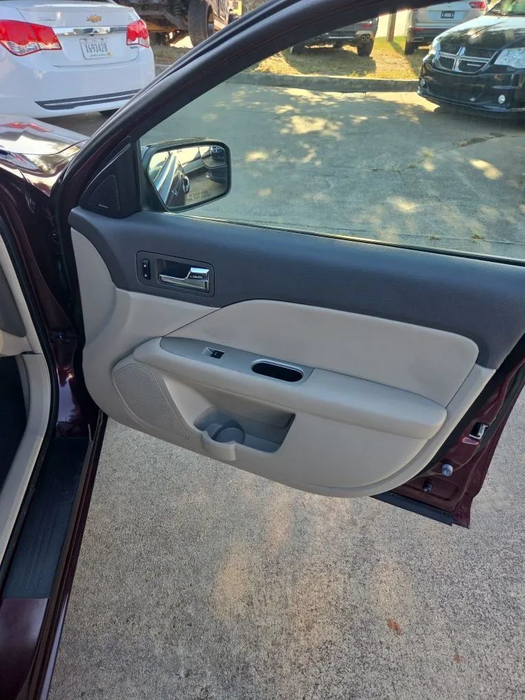 Used 2011 Ford Fusion SEL w/ 301A Rapid Spec Order Code FWD image 30