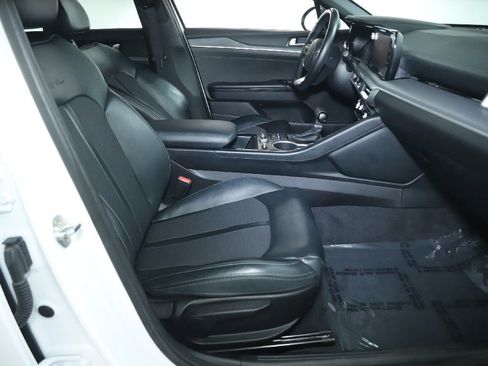 Used 2023 Kia K5 GT-Line AWD/4WD image 36