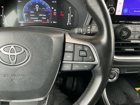 Used 2024 Toyota Grand Highlander XLE image 13