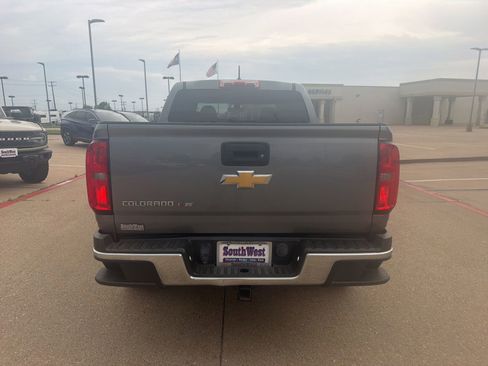 Used 2018 Chevrolet Colorado W/T RWD image 6