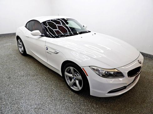Used 2016 BMW Z4 sDrive28i image 3