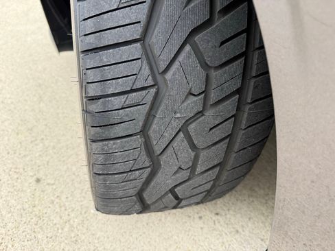 Used 2016 Dodge Challenger R/T Scat Pack w/ Leather Interior Group RWD image 16