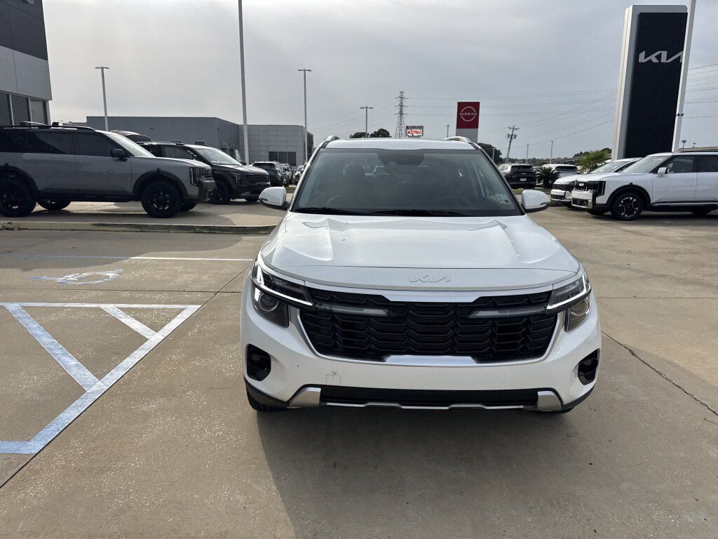 Certified 2026 Kia Seltos EX w/ EX Sunroof Package FWD image 6