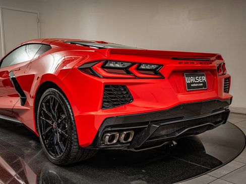 Used 2024 Chevrolet Corvette Stingray Preferred Cpe image 23