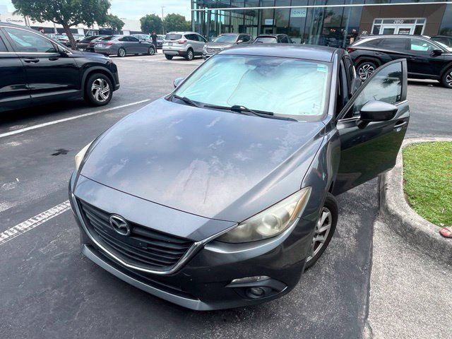 Used 2015 MAZDA MAZDA3 i Touring FWD image 3