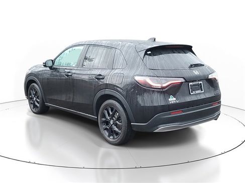 Used 2023 Honda HR-V Sport image 3