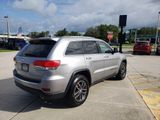 Used 2018 Jeep Grand Cherokee Limited w/ Luxury Group II image 5