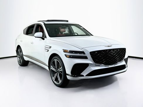 Used 2025 Genesis GV80 3.5T e-SC AWD/4WD image 3