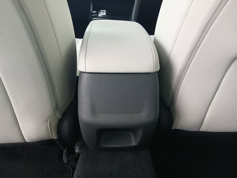 Used 2023 Hyundai Sonata SE w/ Cargo Package image 26