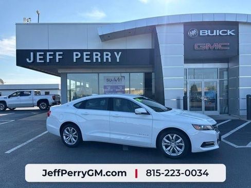 Used 2018 Chevrolet Impala LT FWD image 1