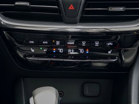 New 2026 Buick Encore GX Avenir w/ Avenir Technology Package FWD image 22