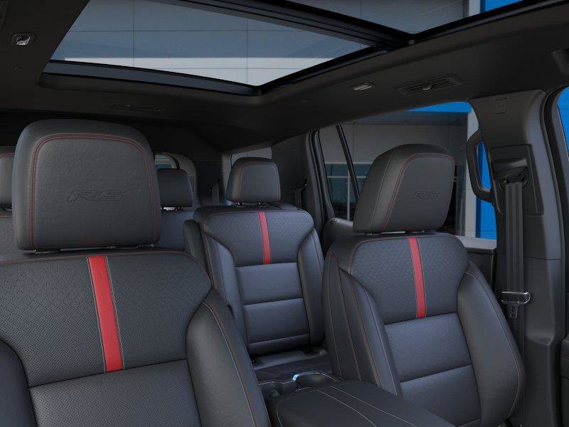 New 2026 Chevrolet Traverse RS w/ LPO, Floor Liner Package AWD/4WD image 28