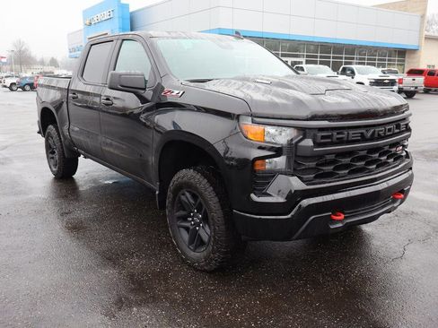 New 2026 Chevrolet Silverado 1500 Custom Trail Boss AWD/4WD image 2