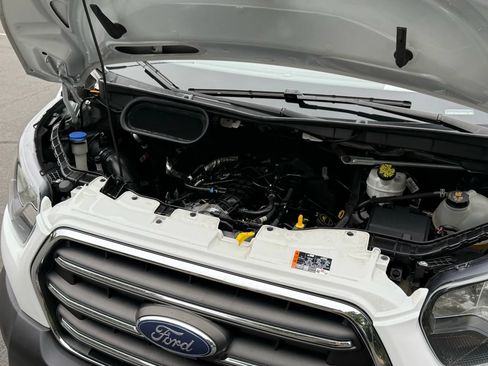 Used 2020 Ford Transit 250 Low Roof RWD image 25
