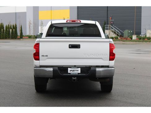 Used 2016 Toyota Tundra SR5 image 3