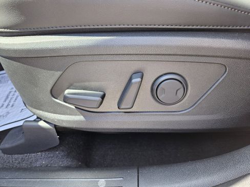New 2026 Kia Sorento S FWD image 9