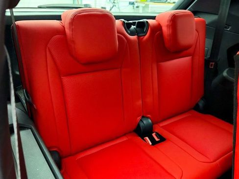 Used 2024 Volkswagen Tiguan SE R-Line image 20