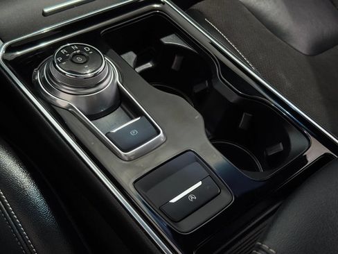 Used 2019 Ford Edge ST AWD/4WD image 23
