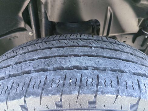Used 2024 Jeep Wrangler Unlimited Sport AWD/4WD image 13