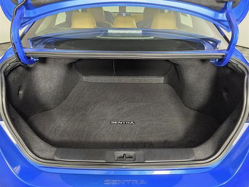 Used 2024 Nissan Sentra SV w/ SV Premium Package FWD image 20