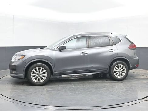 Used 2019 Nissan Rogue SV FWD image 11
