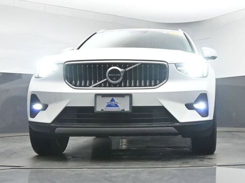 Used 2024 Volvo XC40 B5 Ultimate w/ Climate Package AWD/4WD image 12