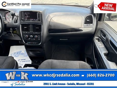 Used 2020 Dodge Grand Caravan SE FWD image 36