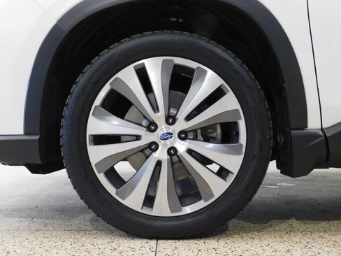 Used 2020 Subaru Ascent Touring AWD/4WD image 21