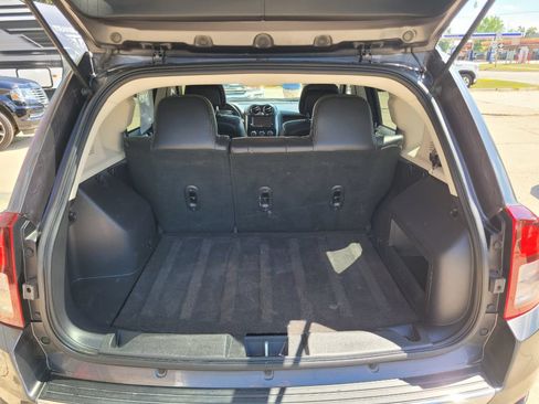 Used 2017 Jeep Compass High Altitude AWD/4WD image 43