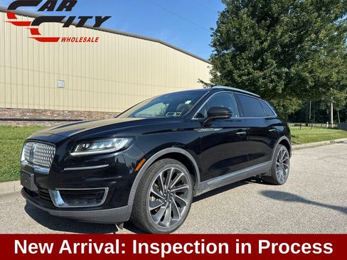 Used 2019 Lincoln Nautilus Reserve AWD/4WD image 1