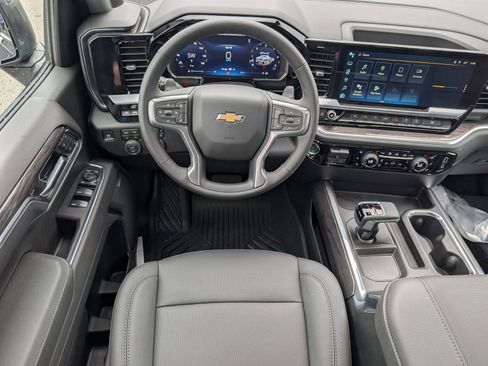 New 2026 Chevrolet Silverado 1500 LTZ w/ LTZ Premium Package AWD/4WD image 10