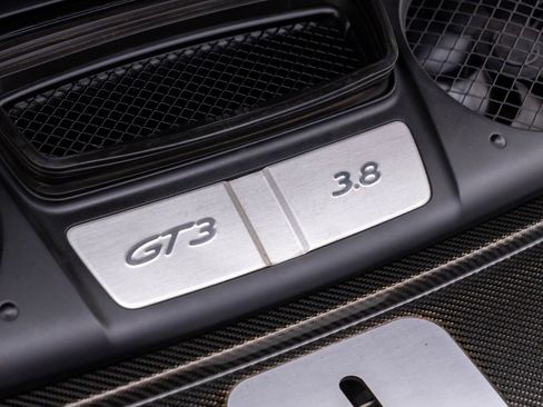 Used 2014 Porsche 911 GT3 w/ Carbon Interior Package RWD image 27