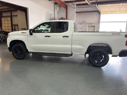 Used 2020 Chevrolet Silverado 1500 Custom Trail Boss AWD/4WD image 6