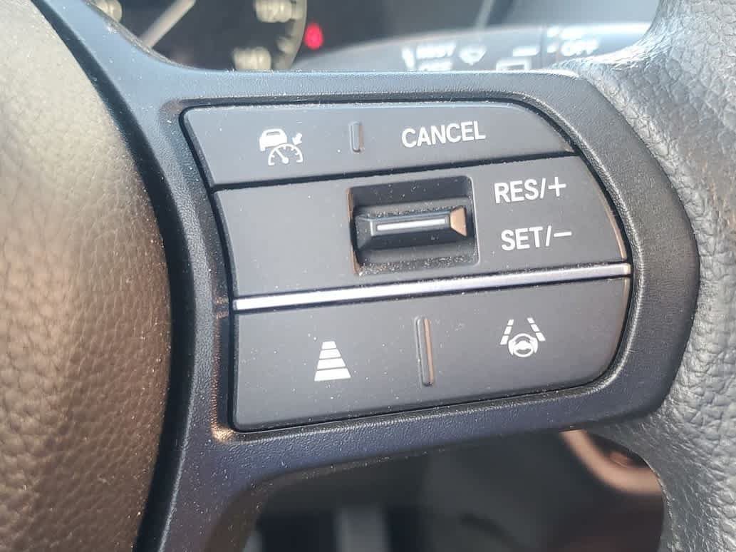 Used 2025 Honda HR-V LX image 16