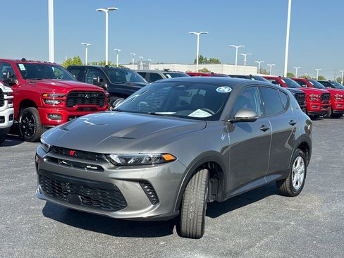 Used 2024 Dodge Hornet GT image 7