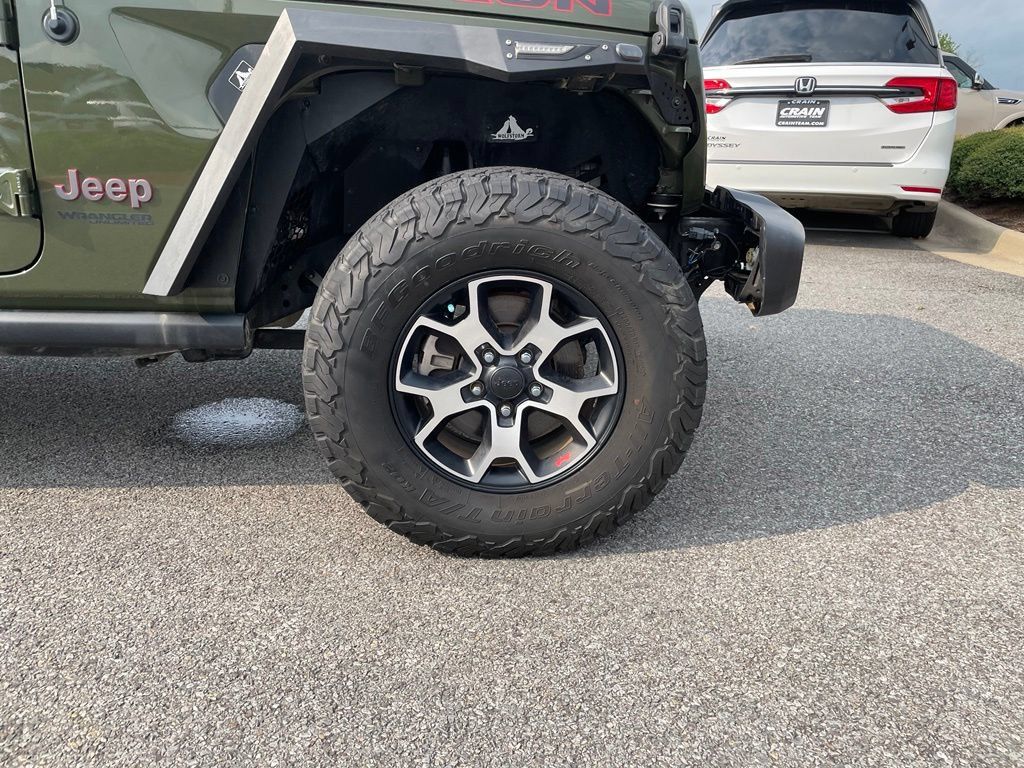 Used 2022 Jeep Wrangler Unlimited Rubicon w/ Cold Weather Group AWD/4WD image 30