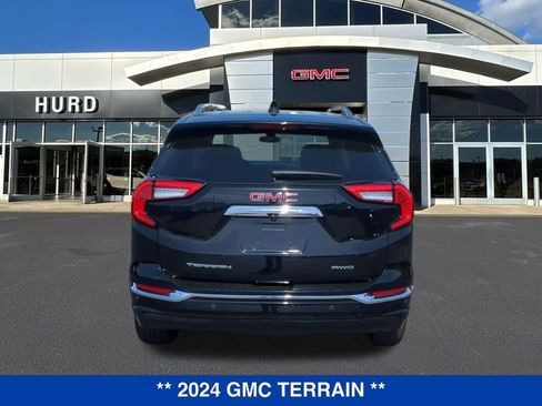 Used 2024 GMC Terrain Denali w/ Black Diamond Edition AWD/4WD image 6
