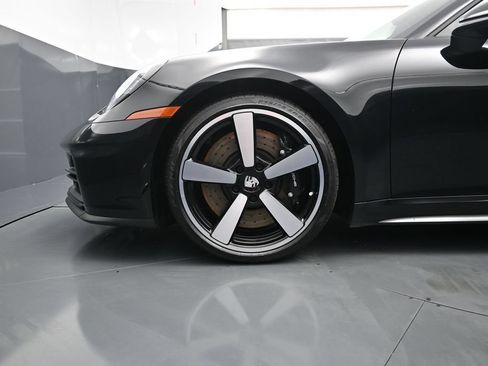 Certified 2026 Porsche 911 Targa 4S AWD/4WD image 9