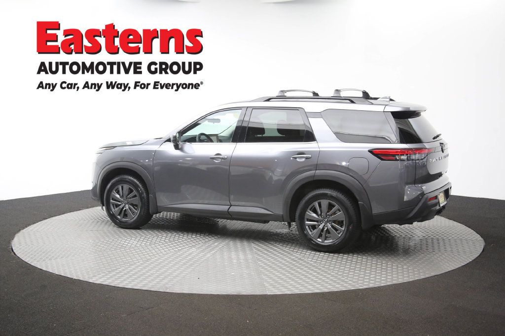 Used 2023 Nissan Pathfinder SV w/ SV Premium Package AWD/4WD image 68