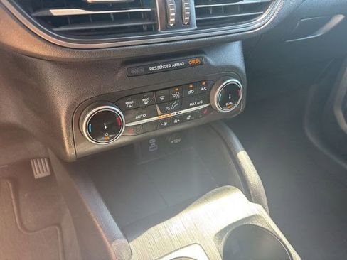 Used 2023 Ford Escape Active AWD/4WD image 25