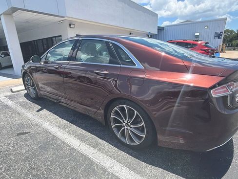 Used 2019 Lincoln MKZ Reserve w/ Reserve Plus Package FWD image 9